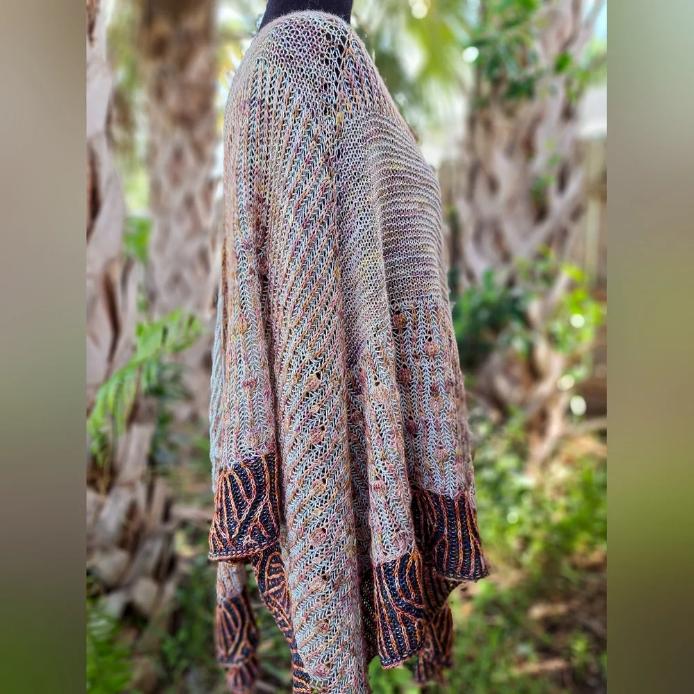 Hand Crafted OOAK Avantgarde Contemporary Reversible Knit Shawl Orange Pink - Picture 8 of 16